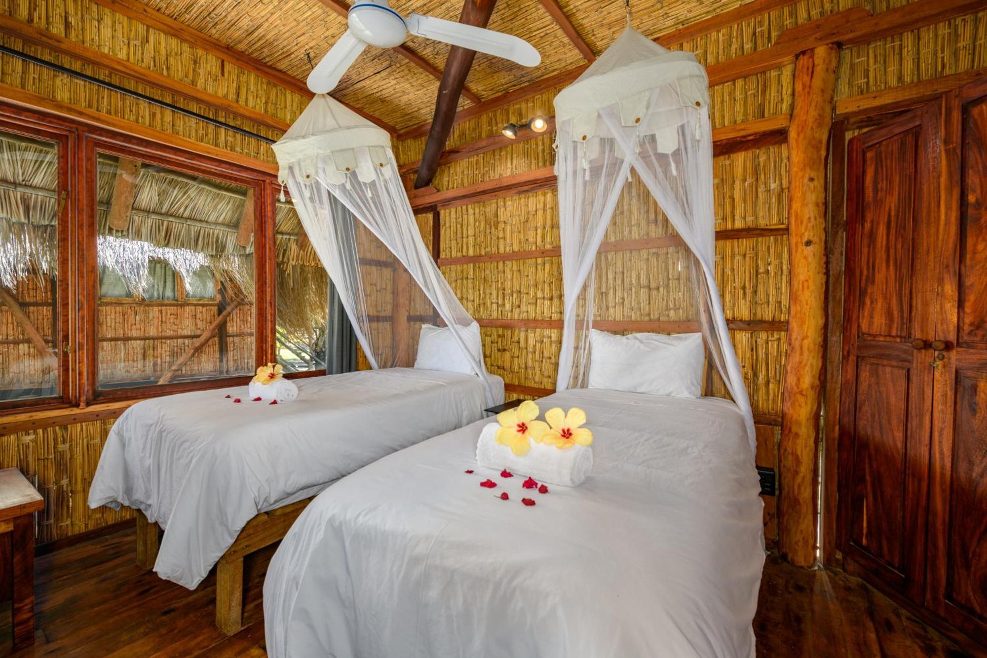 וילנקולוס Ocean Pearl Beach Lodge מראה חיצוני תמונה