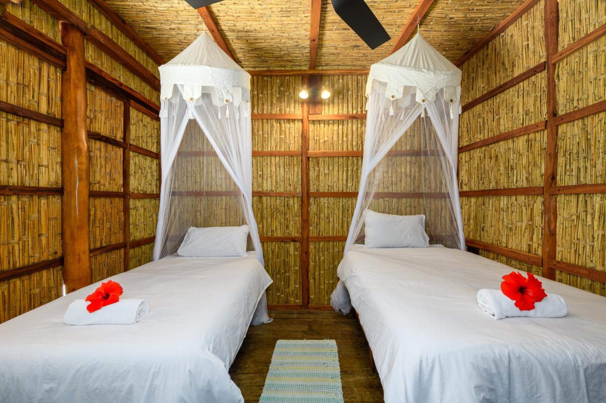 וילנקולוס Ocean Pearl Beach Lodge מראה חיצוני תמונה